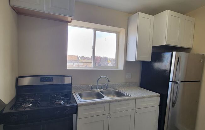 2219 S. Oakley