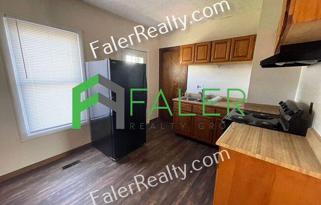 2 beds, 1 bath, $1,050