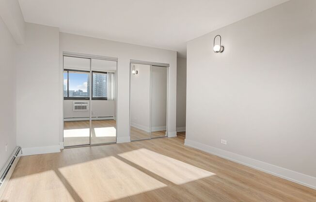 2 beds, 1.5 baths, 976 sqft, $3,045, Unit 18K