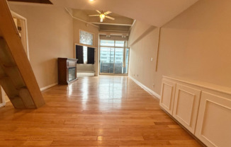 3 N CHRISTOPHER COLUMBUS BLVD