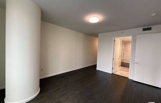 2 beds, 2 baths, 1,343 sqft, $5,003, Unit 1008