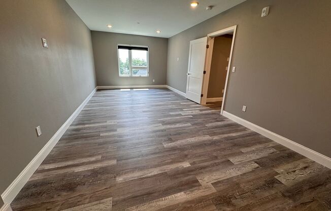 2 beds, 1 bath, 749 sqft, $2,700, Unit 408