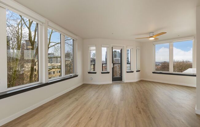 2 beds, 2 baths, 886 sqft, $3,545, Unit 401