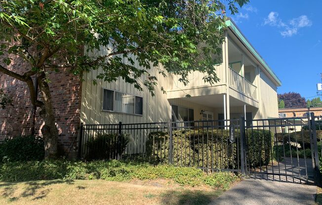 1162 18th Ave