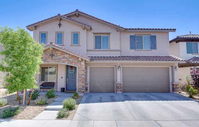 *COMING SOON* FURNISHED 4 BEDROOM, 3 CAR GARAGE LOCATED IN HENDERSON!