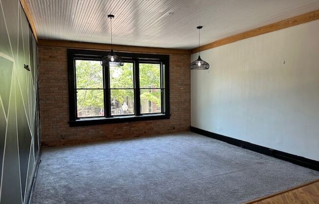 2 beds, 1 bath, $1,995, Unit # LOFT