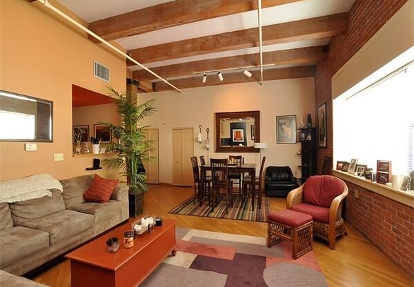 15 SLEEPER ST