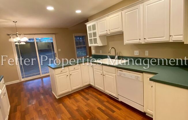 3 beds, 2 baths, $2,200