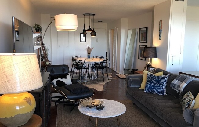 1 bed, 1 bath, 605 sqft, $3,600, Unit 15K