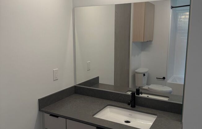 2 beds, 2 baths, 816 sqft, $4,210, Unit 409