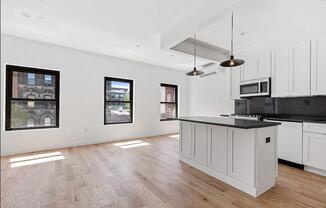 153 GRAND ST