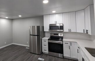 3 beds, 2 baths, 1,146 sqft, $1,695, Unit Unit 49