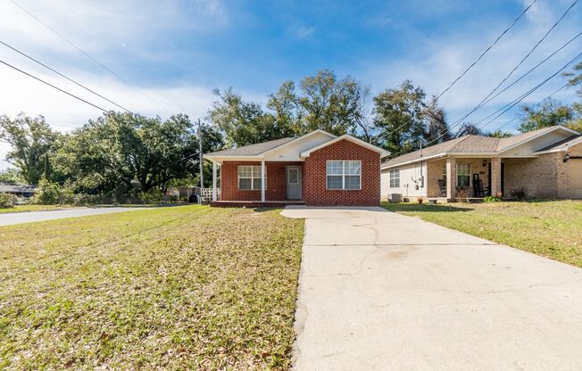 Stylish 4 Bedroom in Pensacola