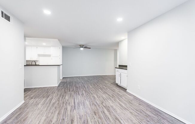2 beds, 2 baths, 1,115 sqft, $2,998, Unit 309