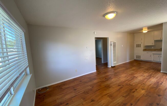 2 beds, 1 bath, $1,675, Unit 291A