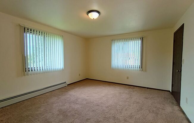 1 bed, 1 bath, 820 sqft, $939