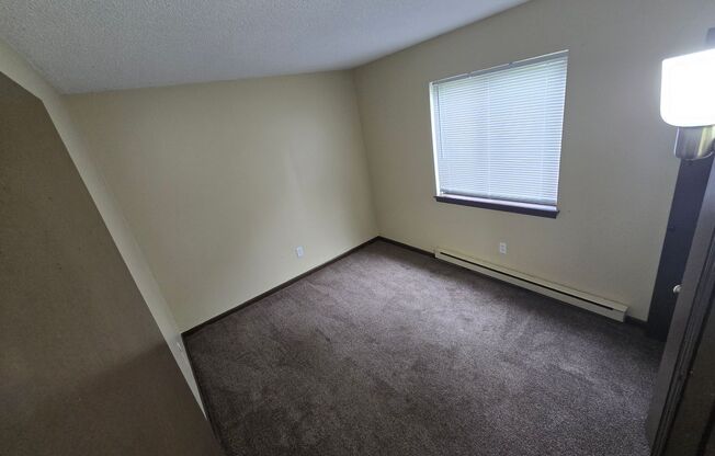 1560 Brooke Park