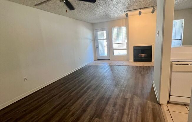Huge 1 Bedroom