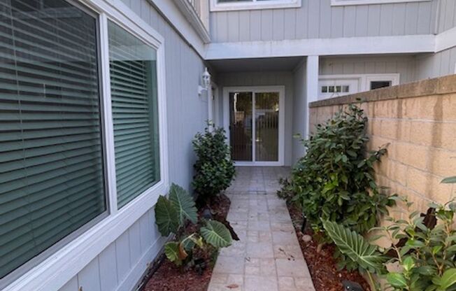 Huntington Harbor Home with 32 FT BOAT SLIP