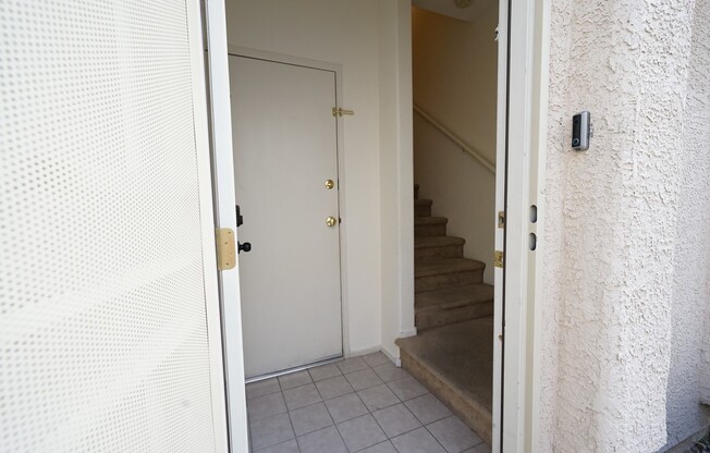 SHOWINGS AVAILABLE NOW