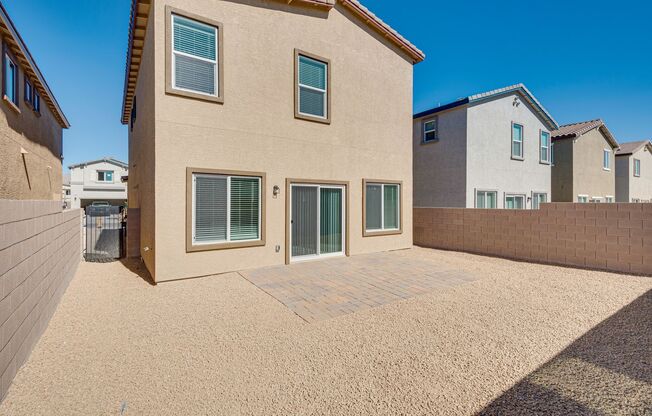 Brand New Never Been Lived In Home in Valley Vista!