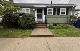 15 SWAN ST