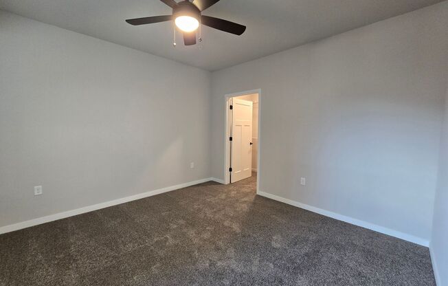 1 bed, 1 bath, 900 sqft, $2,060, Unit 8421-326