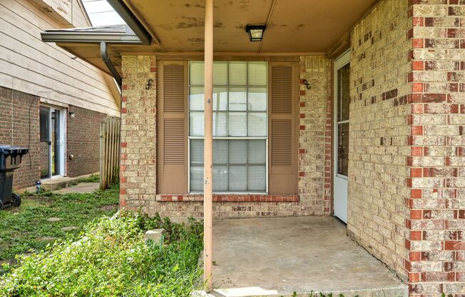 Cute 2 Bed 2 Bath in South OKC!