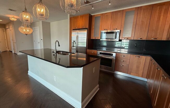 1431 Riverplace Blvd #3303