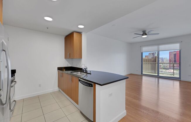 1 bed, 1 bath, $2,000, Unit # 3503