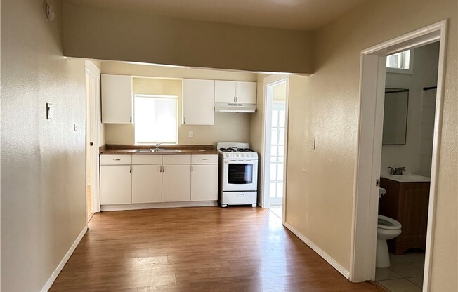 4532 N EAGLE ROCK BLVD