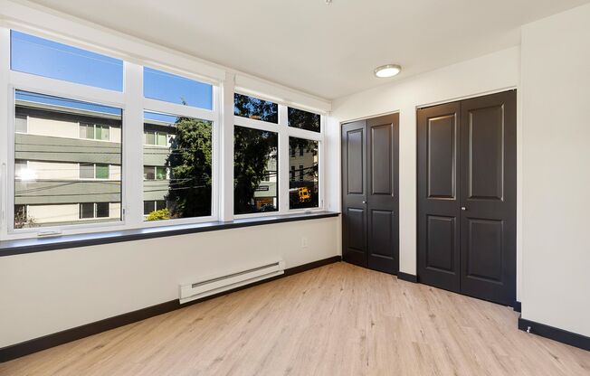 2 beds, 2 baths, 886 sqft, $3,295, Unit 101