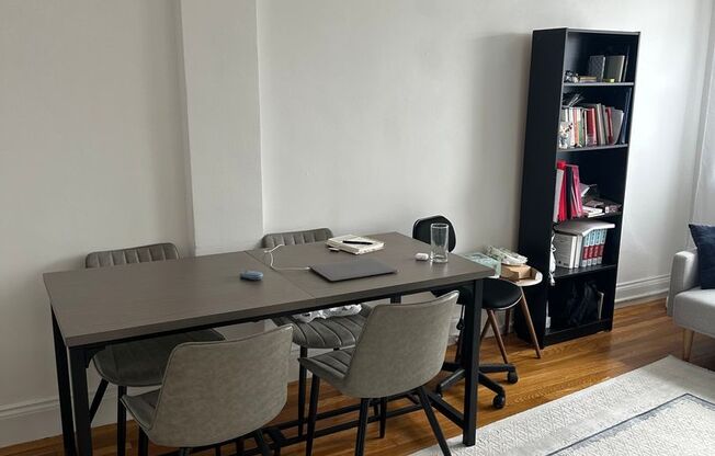 1 bed, 1 bath, 559 sqft, $2,185, Unit 103 Summer #403