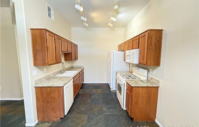 2 beds, 2 baths, $1,437