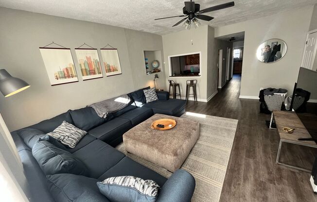 North Shore - 4 BR, 2 Bath with High-End Kitchen