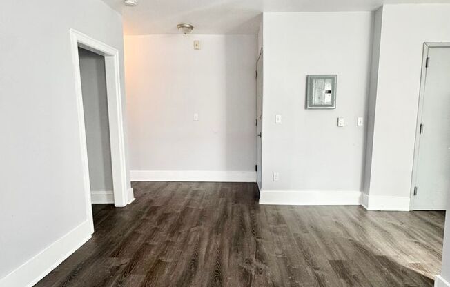 1 bed, 1 bath, 500 sqft, $925, Unit L-01