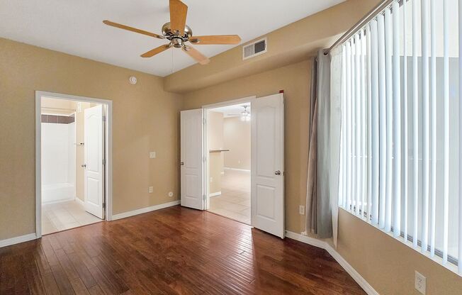 2 beds, 2 baths, $1,525, Unit UNIT 1116