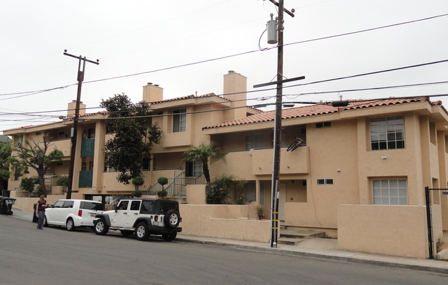 MOVE IN SPECIAL, FIRST MONTH FREE OR GET UP TO SIX WEEKS,CALL FOR MORE INFO, 858-967-7330