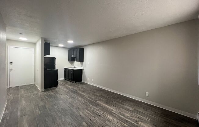 2007 CARMEL DR