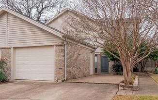 1420 PALMNOLD CIR E