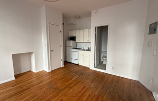 1 bed, 1 bath, $3,800, Unit 1-N