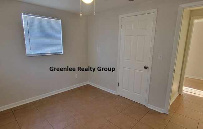 2 beds, 1 bath, $1,350