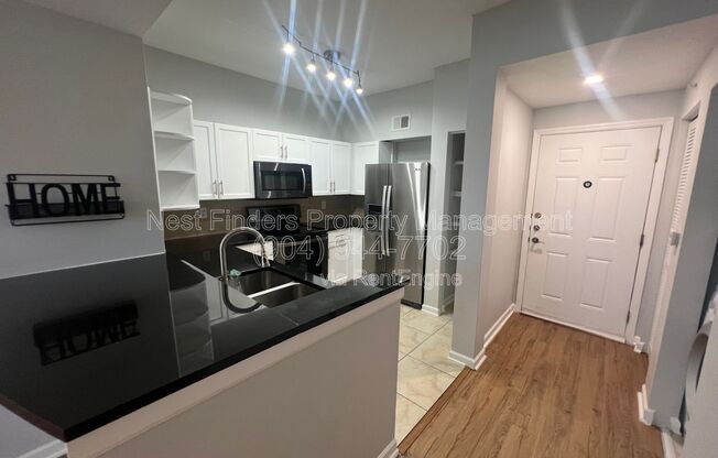 1 bed, 1 bath, 774 sqft, $1,350, Unit Unit 341