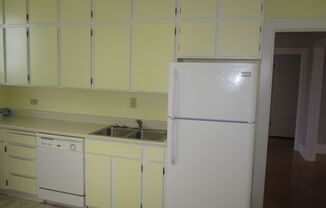 3 beds, 1 bath, $1,695