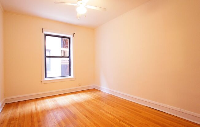 1 bed, 1 bath, 559 sqft, $1,695, Unit 2706-3GG