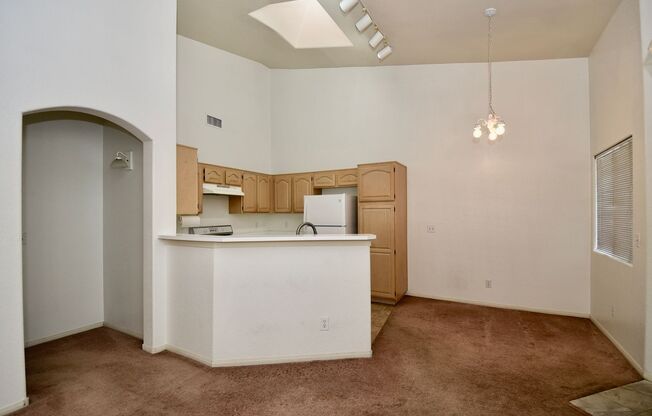 COZY 2 BED 2 BATH CONDO ON 2ND FLOOR AT PALISADES POINT!
