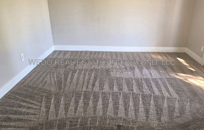3 beds, 2 baths, 1,248 sqft, $1,895
