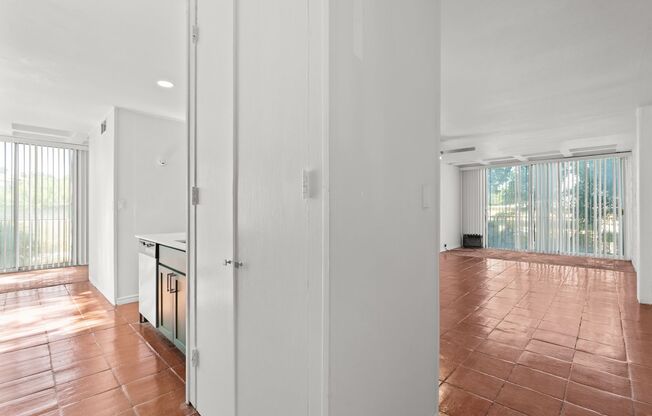 Four Oaks Apartments