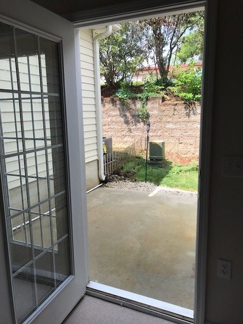 Spacious 3BR, 2.5BA Townhome in Chapel Hill