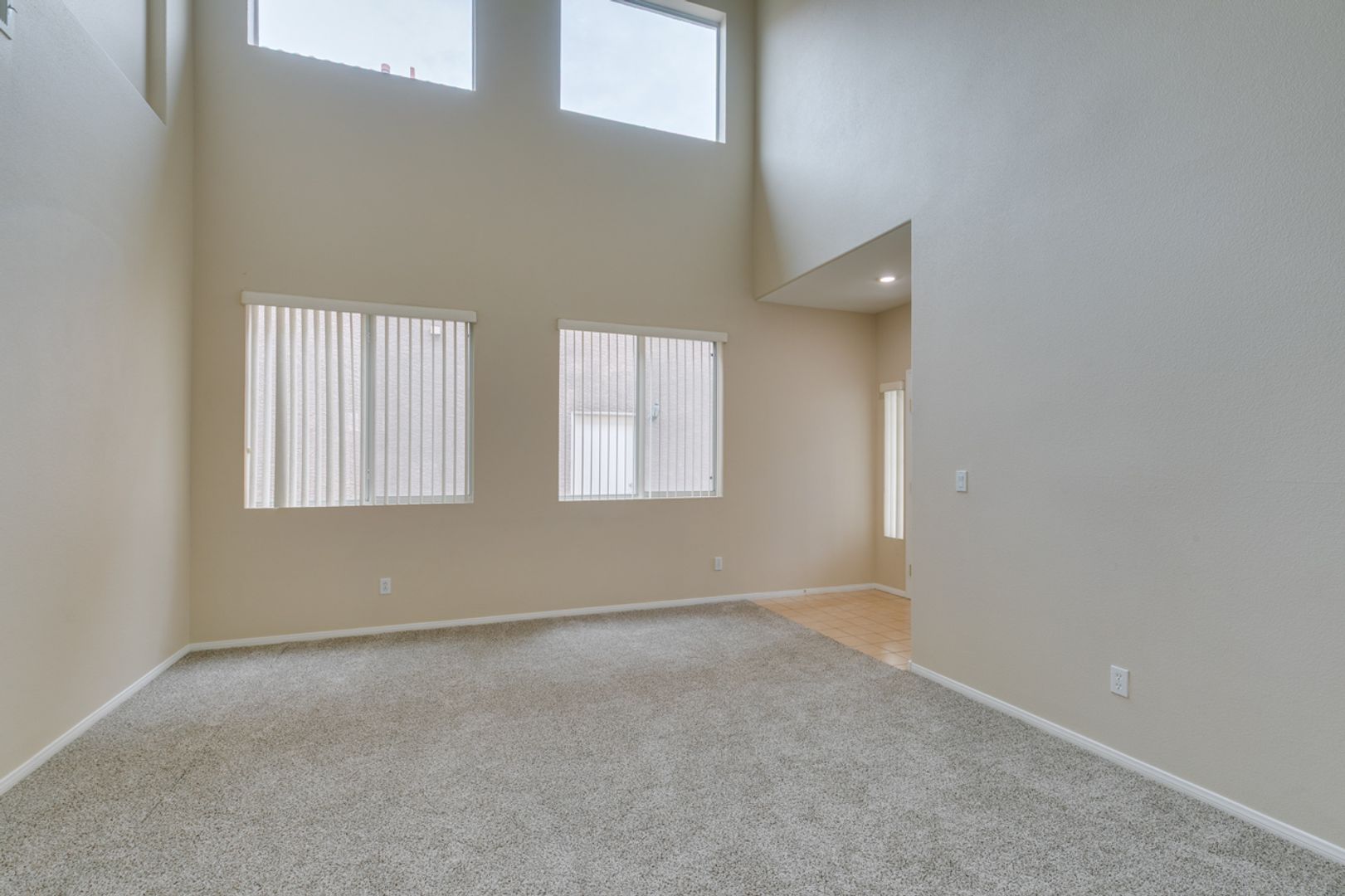 Beautiful 2-story home featuring 4 bedrooms and 2.5 bathrooms. Decatur and Ann